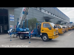 camion aereo di operazione della piattaforma