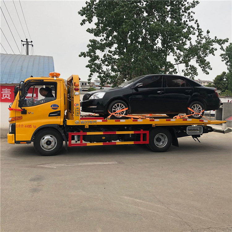 JAC Wheel Lift Tow Truck 100km/H Max Speed, dovere di 4 Ton Flatbed Tow Truck Light