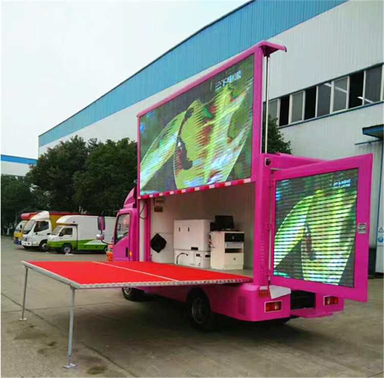 Camion di pubblicità mobile P8 4x2 Digital di 120HP LED con la fase