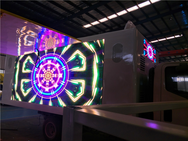 Camion del tabellone per le affissioni di P4 Digital schermo impermeabile Van High Brightness Outdoor di 192mm * di 192 LED