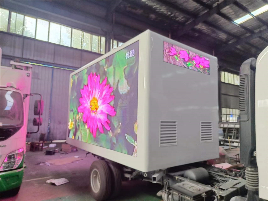 P5 P6 Pubblicità Digital Billboard Mobile LED Display Truck Outdoor Full Color Con Generatore