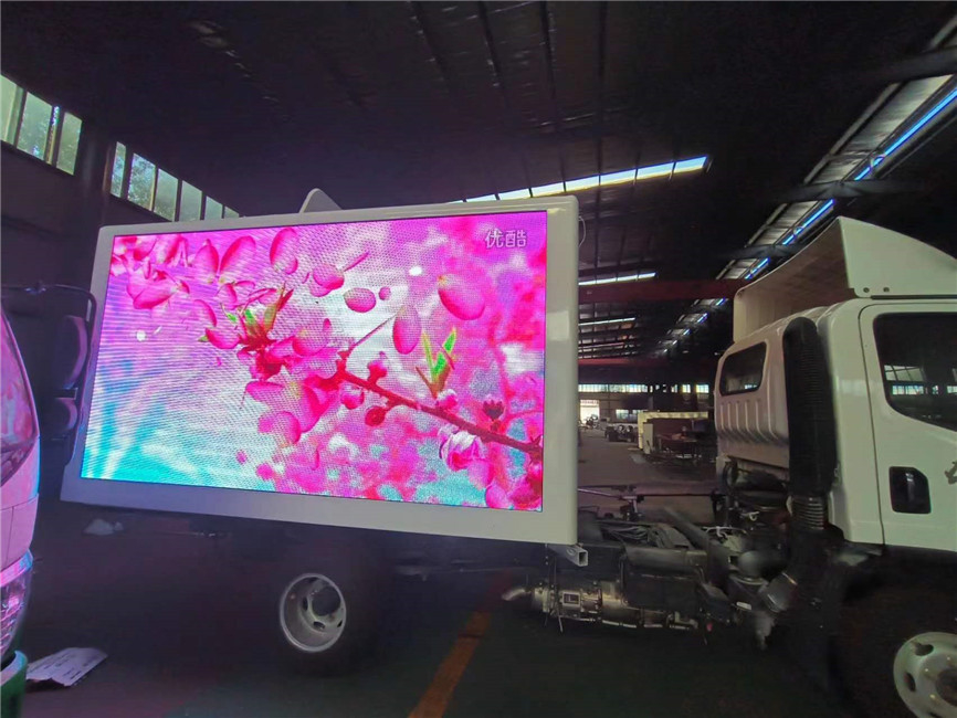 P5 P6 Pubblicità Digital Billboard Mobile LED Display Truck Outdoor Full Color Con Generatore