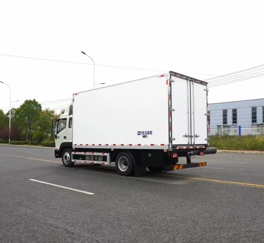 JAC 4x2 classe F furgone e camion refrigerato a Dubai -5 a -15 gradi