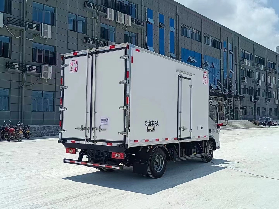 3 tonnellate Ice Box Truck 130hp Refrigerated Truck per il trasporto di gelato con la Cina Iso Ccc