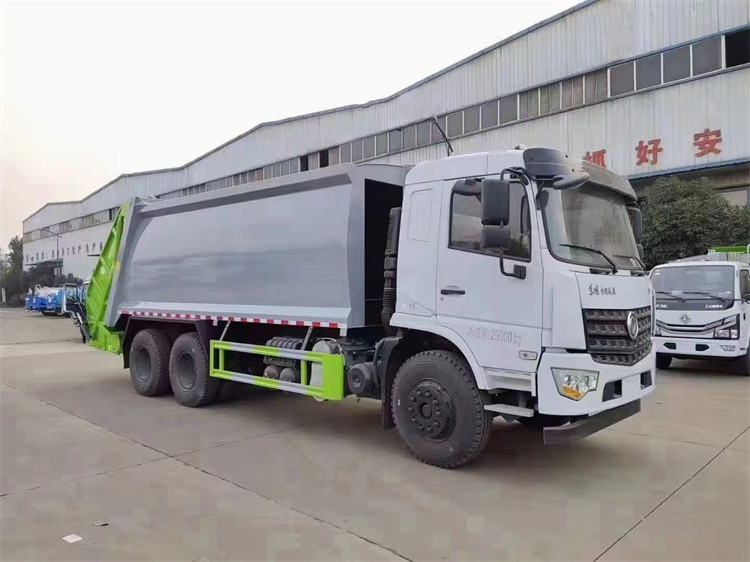 Camion spazzatura lavaggio Dongfeng 5995 Kg Compattatore Camion spazzatura con telaio in acciaio al carbonio
