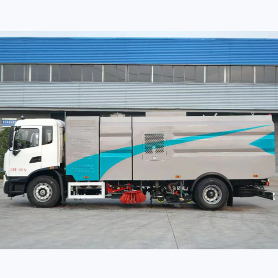 100 Km/h Mini Foton Vacuum Road Sweeper Truck per la pulizia accurata 95Hp Sweeper truck