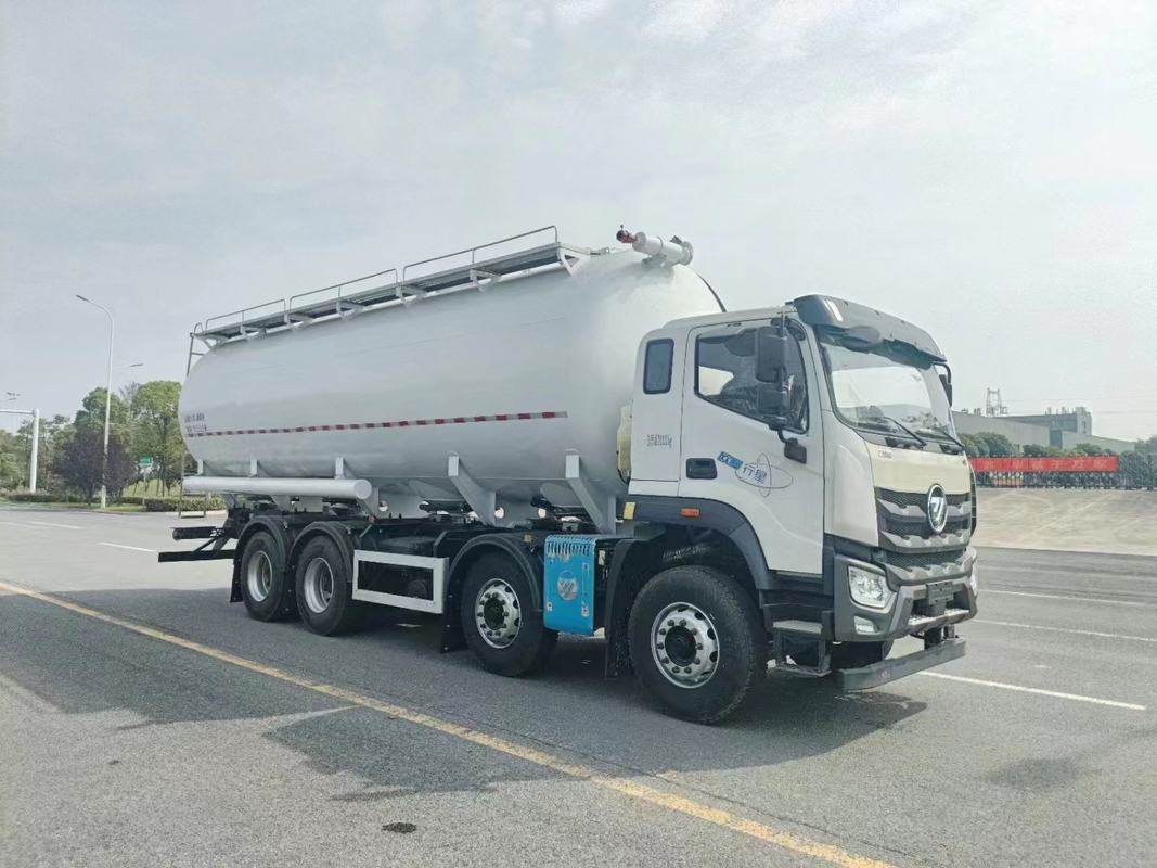 Cabina di condizionamento dell'aria Euro3 o Euro4 Camionetto per il trasporto di cemento in vrazza con norma di emissione