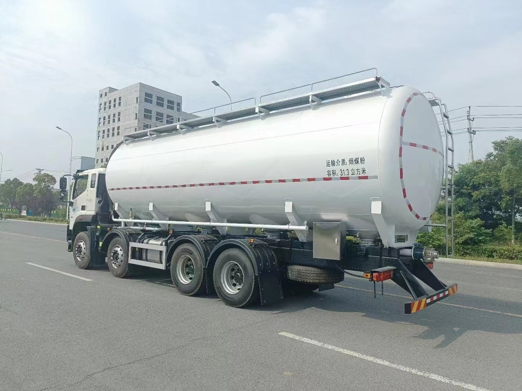 Cabina di condizionamento dell'aria Euro3 o Euro4 Camionetto per il trasporto di cemento in vrazza con norma di emissione