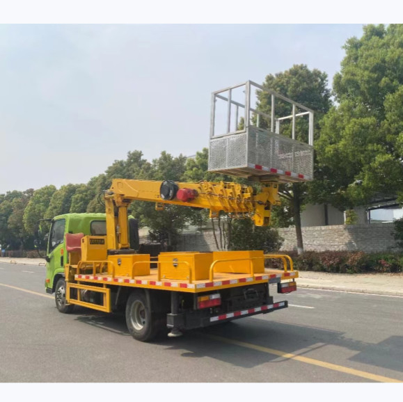 Azionamento a sinistra o a destra Piattaforma di lavoro aerea Camion 3360 mm Base delle ruote