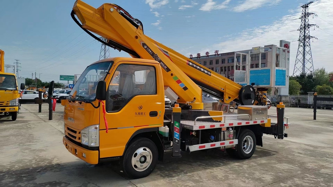 7.00R16 Tipo pneumatico Diesel Aerial Platform Truck per un accesso verticale efficiente