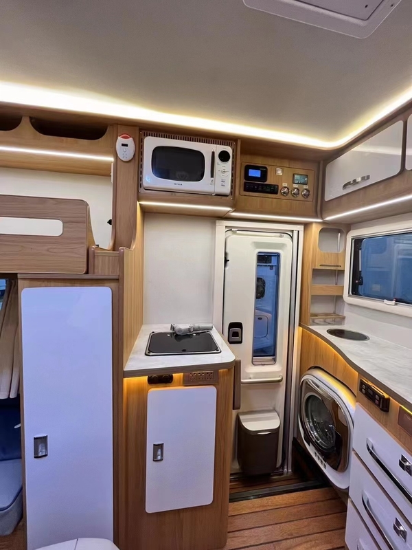 Camion a letto OE NO. CLW Base ruota 3360 mm Camping Caravan