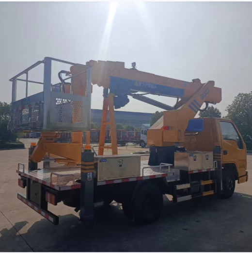 23m Aerial Work Platform Truck Con QuanChai Q23-132E60 2.89L Dislocamento