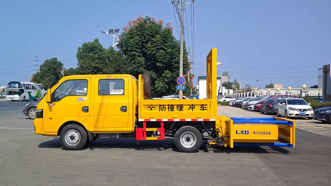 Tma Crash Truck Dongfeng Double Row Euro 5 Prevenzione delle collisioni Anti-Collision Buffer Truck Con prezzo economico