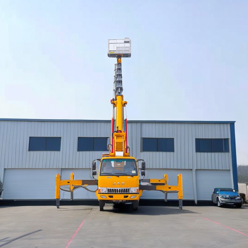 25m Diesel Aerial Work Platform Truck 2 assi con pompa di emergenza V anteriore e V posteriore