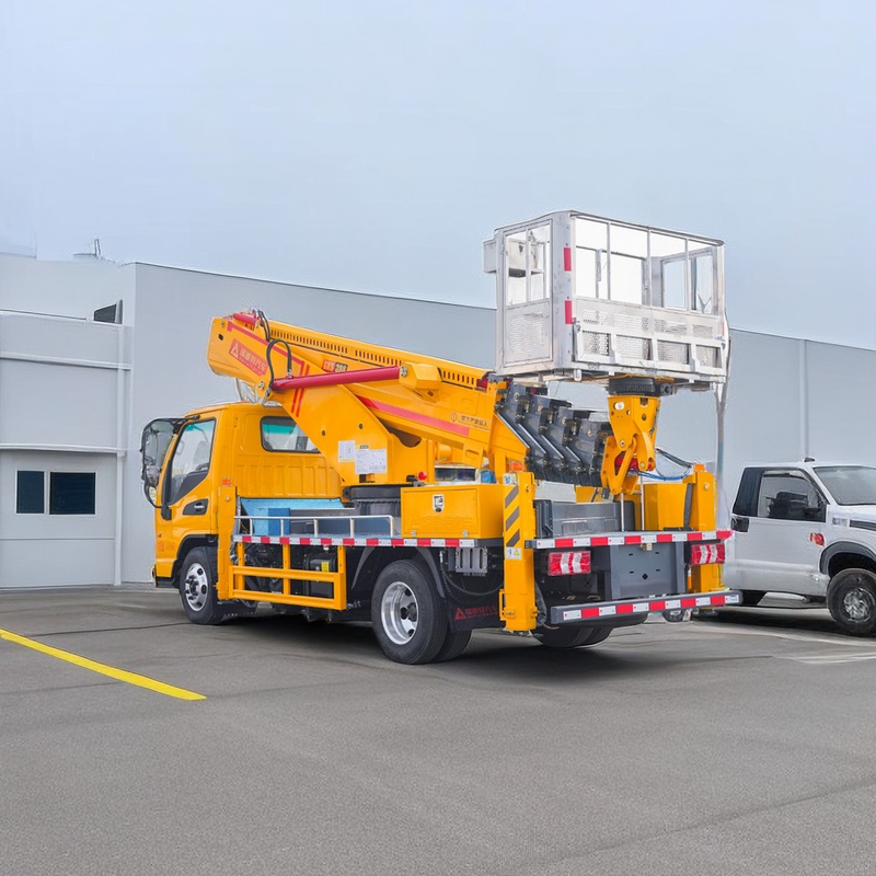 Camione JAC con piattaforma di sollevamento 1000 kg Peso di sollevamento 5 velocità cambio manuale 13,5m raggio operativo