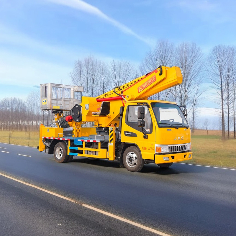 Camione JAC con piattaforma di sollevamento 1000 kg Peso di sollevamento 5 velocità cambio manuale 13,5m raggio operativo
