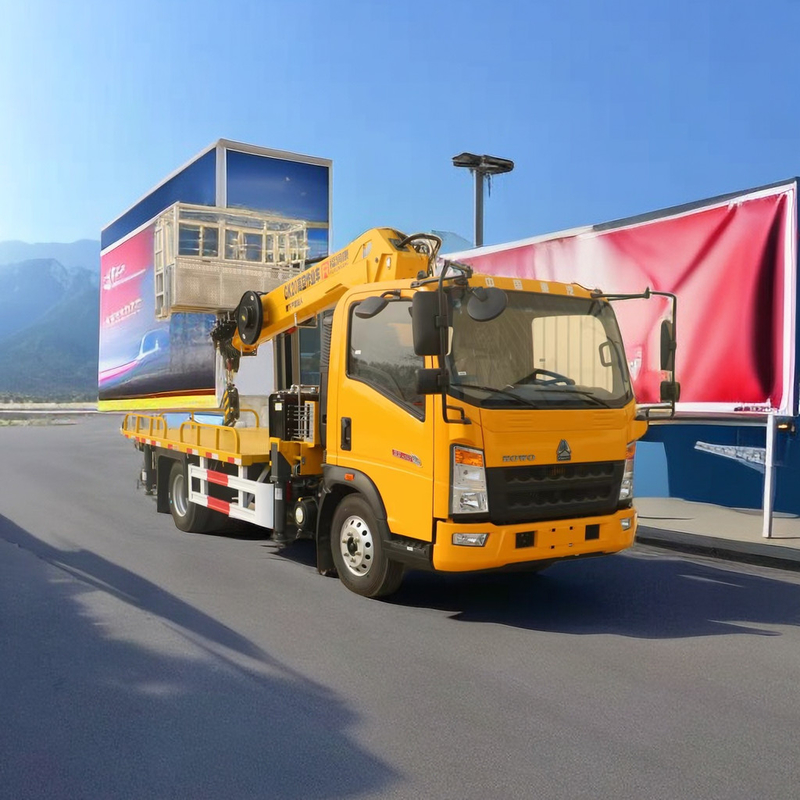 360o Rotation 21m Telescopic Boom Aerial Work Platform Camion con cabina a due file