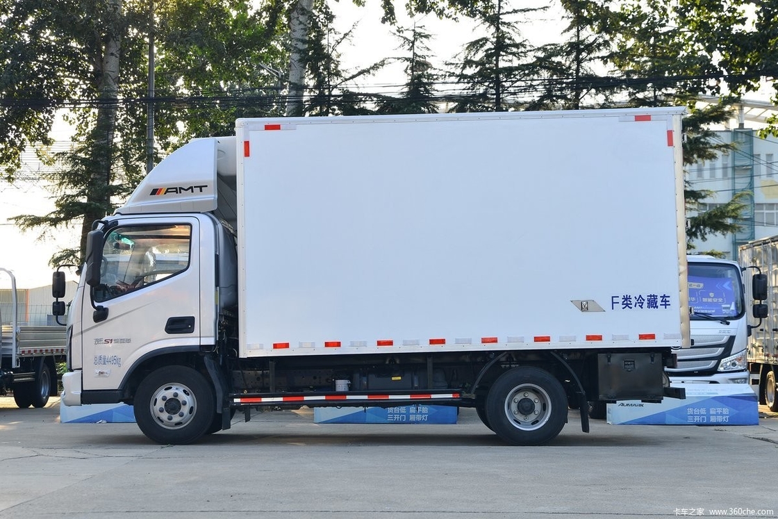 Famous Jmc Light Refrigerated Truck 4x2 Truck per il trasporto di cibo surgelato in vendita