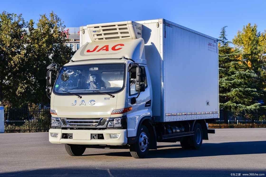 Furgone di raffreddamento Dongfeng 4x2 6x4 Furgoni di ambulanze 10 tonnellate -5 a -15 gradi