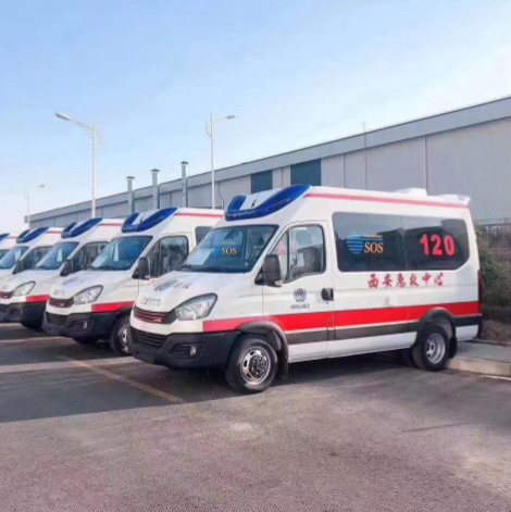 IVECO Ambulanza ospedaliera automatica/manuale con peso netto di circa X 2970 kg Ambulanza tipo 3 in vendita
