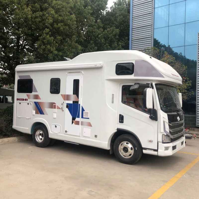 Caravan all'aperto di Van Automatic Transmission 4*2 Motorhome rv del campeggiatore di Yuejin Foton