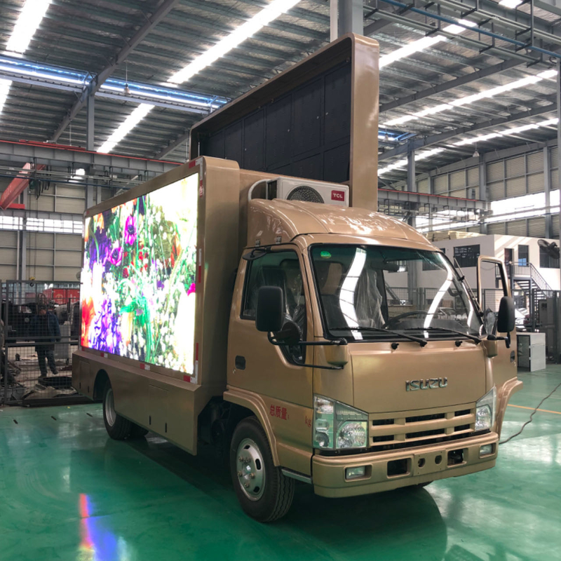 Isuzu 4×2 P6 Digital LED Billboard Truck 192*192mm 3 lati Alta luminosità