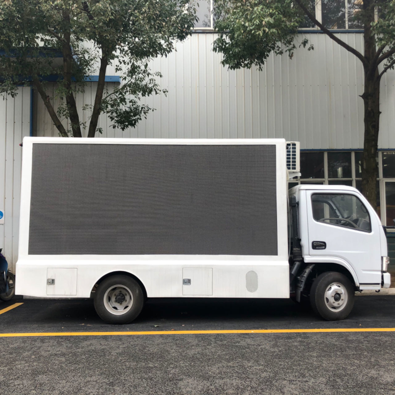 Dongfeng 4x2 led mobile truck con vetro coperto da scatola di luce e schermo LED esterno per la pubblicità