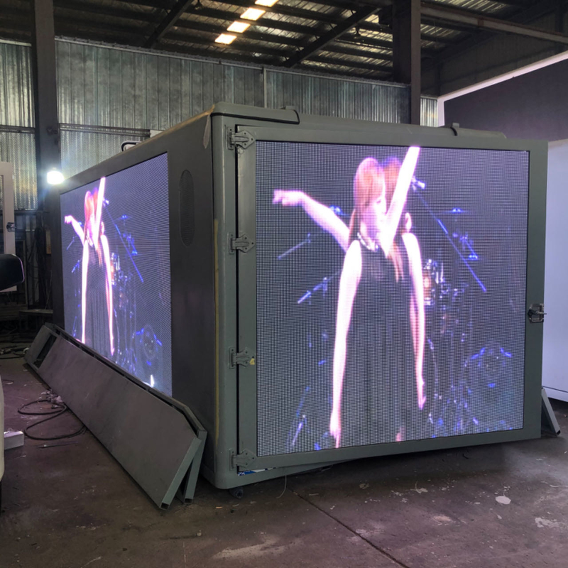 Scatola di schermo a LED digitale P4 personalizzata per camion montato pixel pitch 6 mm