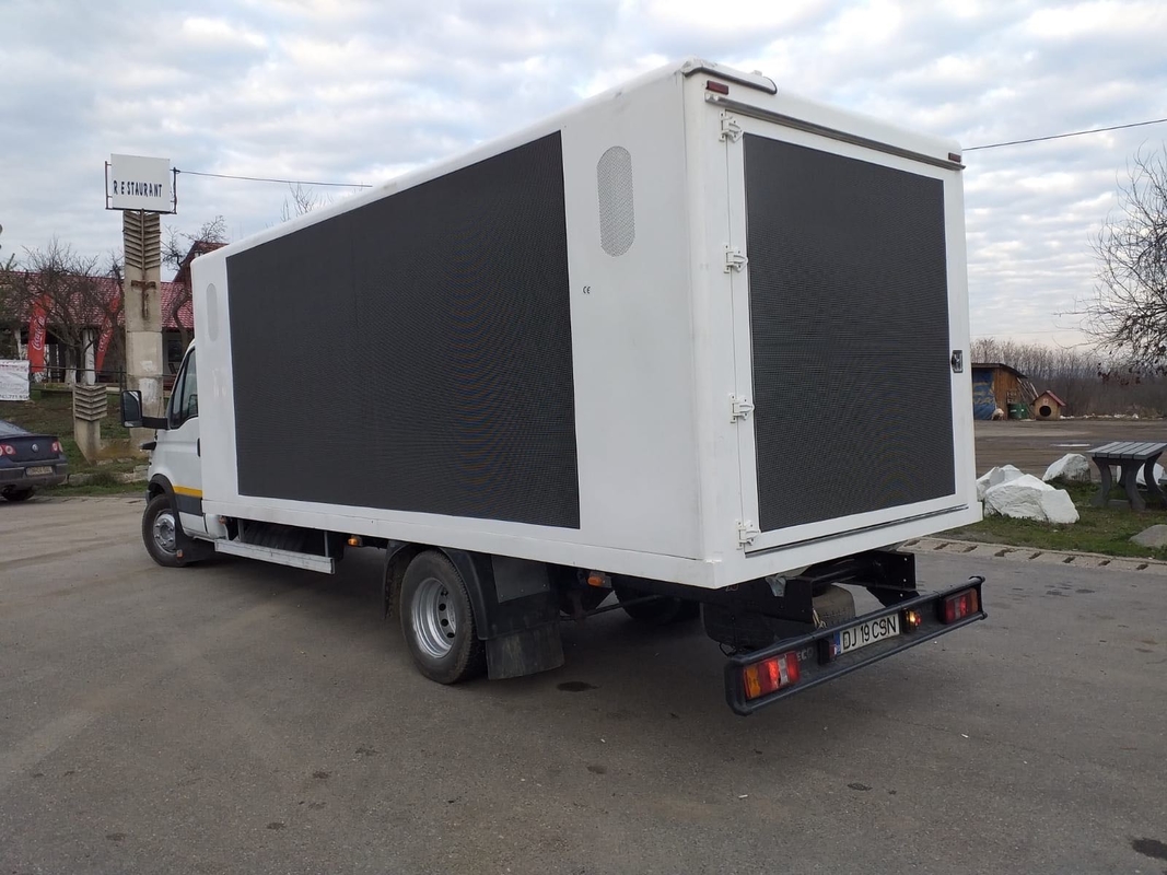 Marca cinese Auto pubblicitaria mobile P4 P5 P6 P8 P10 LED display truck