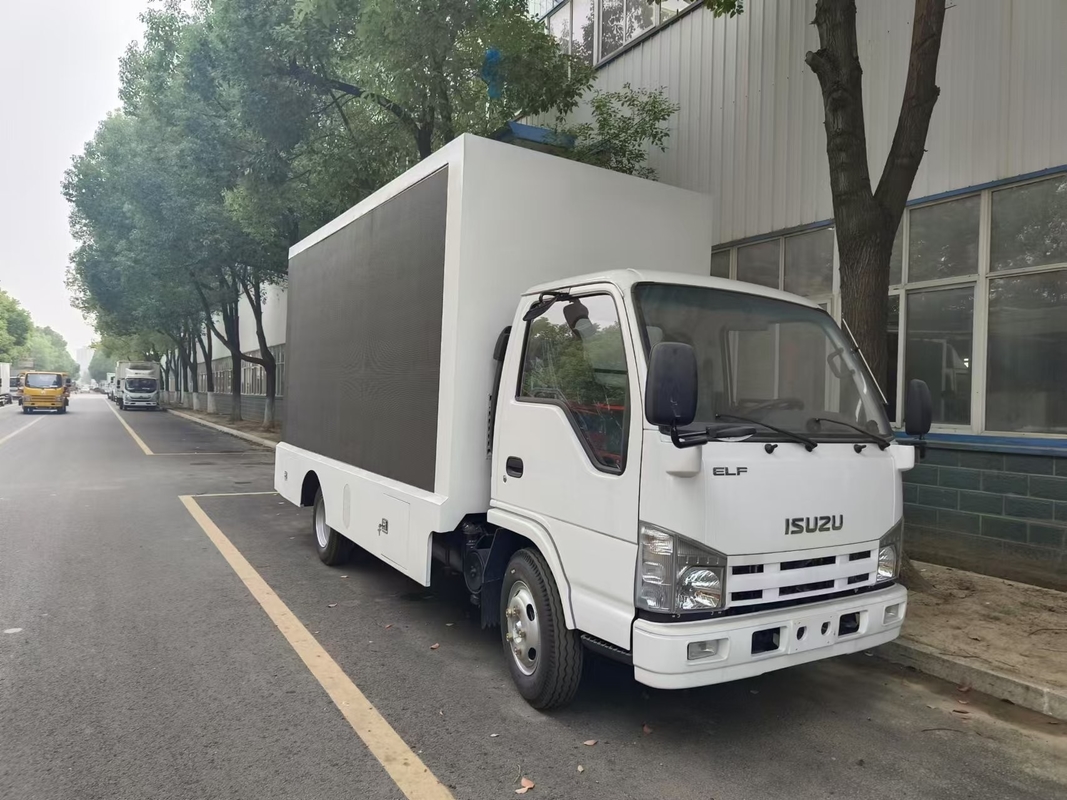 Camion per cartelloni pubblicitari mobili a colori P5 P6 a LED Camion per cartelloni pubblicitari digitali mobili isuzu