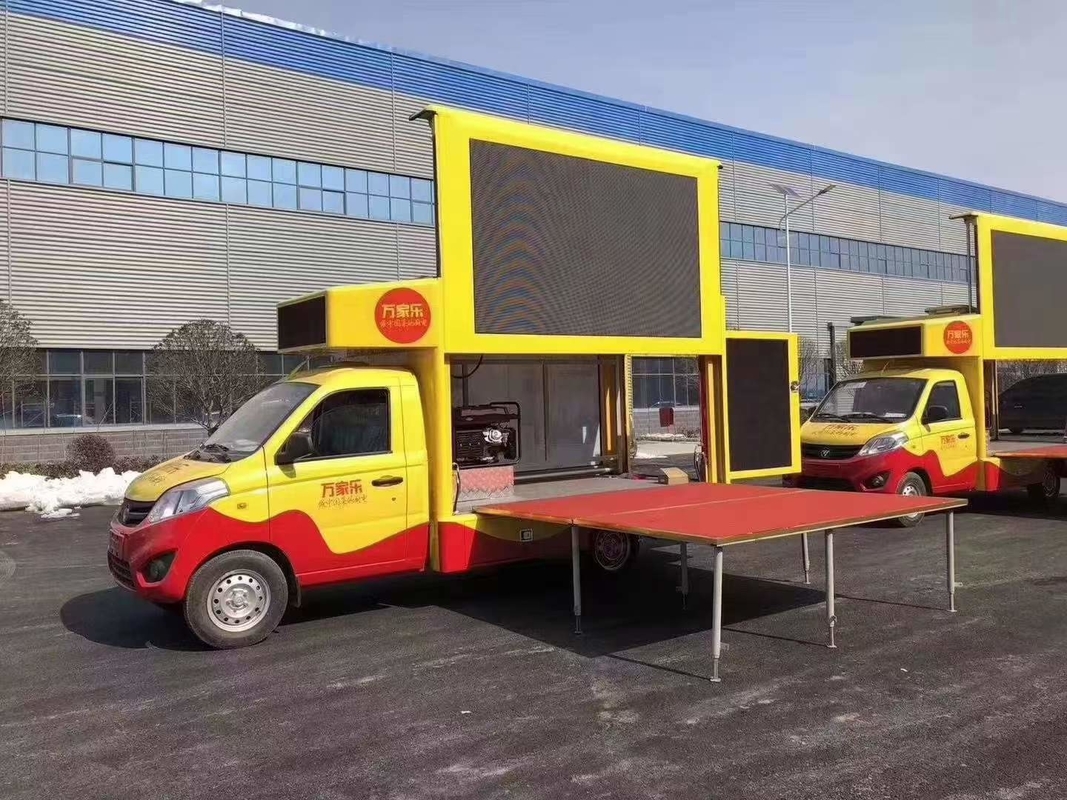 Veicolo pubblicitario di piccola marca Foton Display a LED montato Euro 6 Led Mobile Digital Advertising Sign Trailer